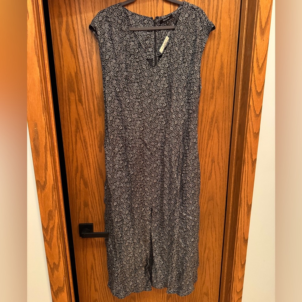 Madewell Midi Dress - navy with white flowers - size 14